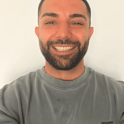 Sina Mokhtarian, Hub Leader at Vana Care
